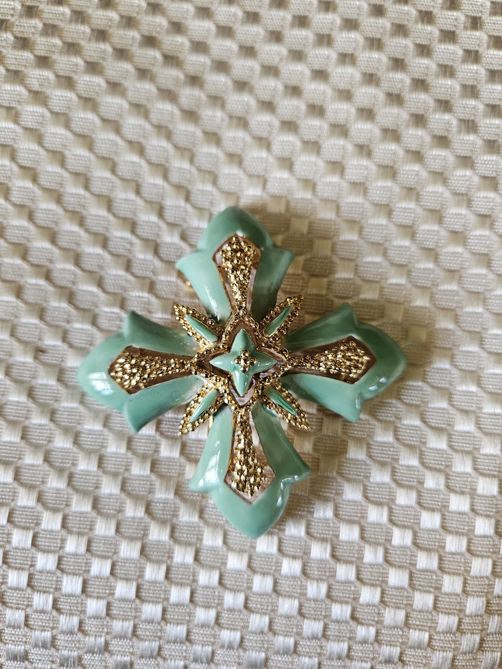 Vintage Lisner Mint Green and Gold Cross Brooch - Women Jewelry Brooches